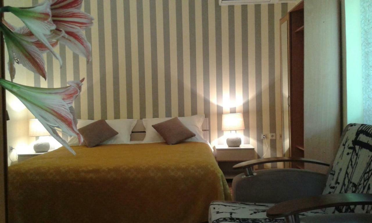 Apartment And Rooms Laguna Trogir Extérieur photo